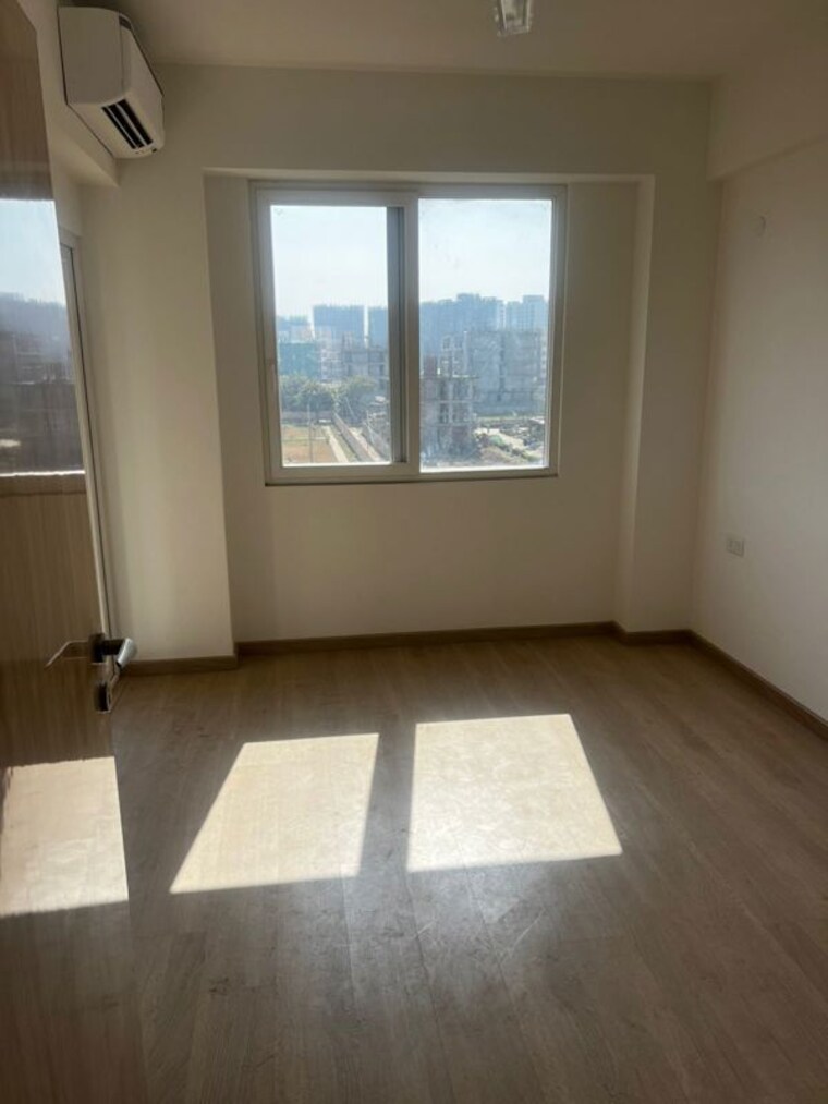 Room, dlf-gardencity-enclave 3 Bedroom 1614 Sq.Ft. Apartment In Sector 93 Gurgaon 10217868