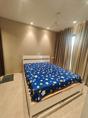 Bedroom in 1 BHK Apartment at Sheth Vasant Oasis Camelia, Andheri East – for Rent