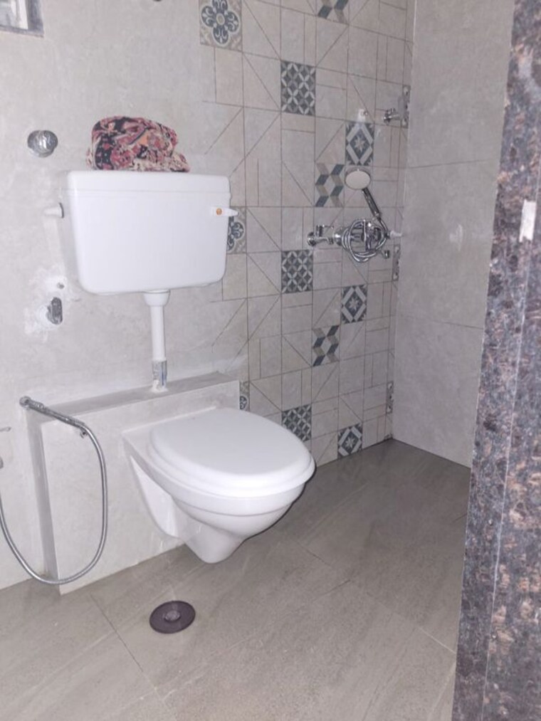 Bathroom, raj-exotica 1 Bedroom 625 Sq.Ft. Apartment In Mira Road Thane 10217884