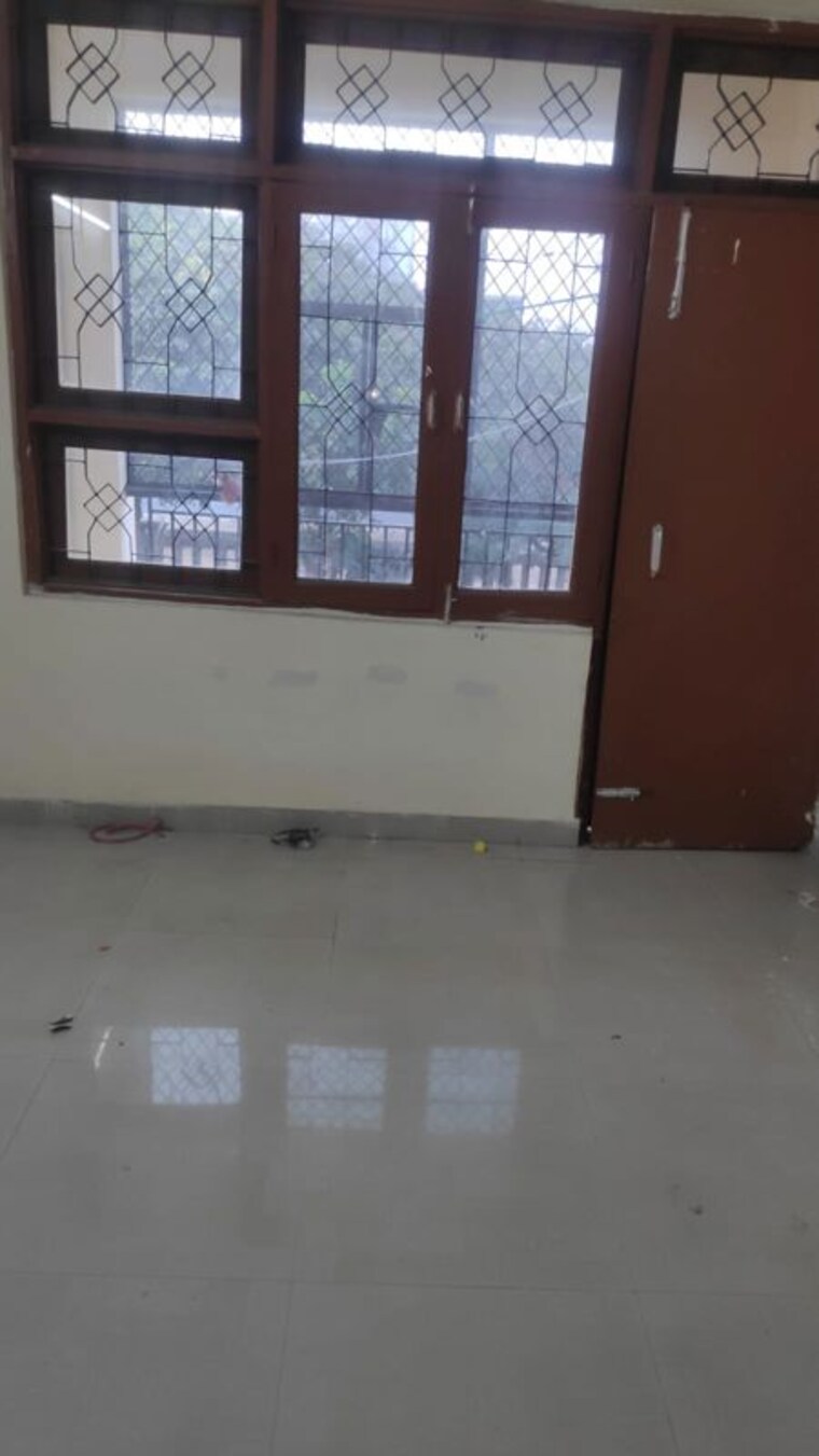 Room, hig-apartments 3 Bedroom 1302 Sq.Ft. Builder Floor In Omicron I Greater Noida Greater Noida 10217830