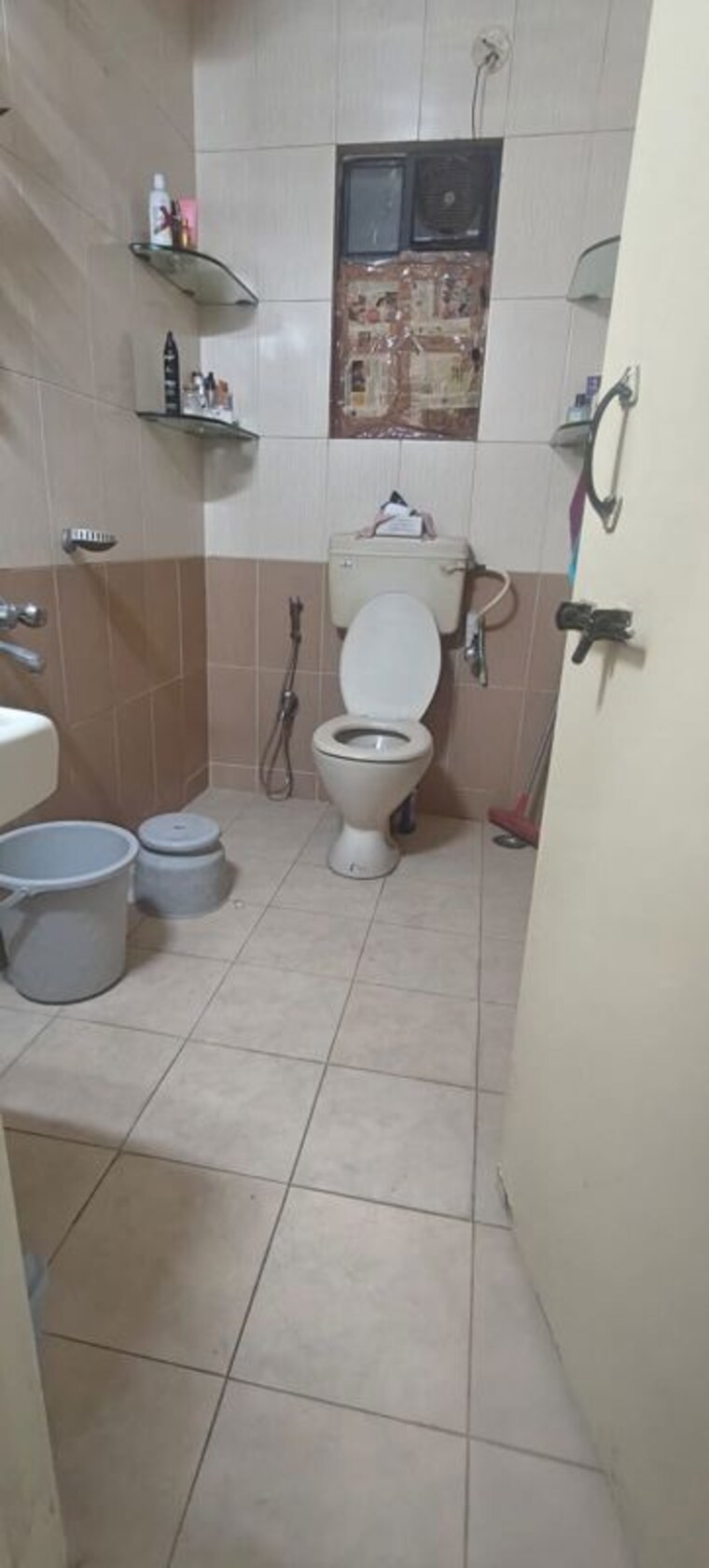 Bathroom, anjor-apartment 3 Bedroom 1600 Sq.Ft. Apartment In Baner Pune 10217918