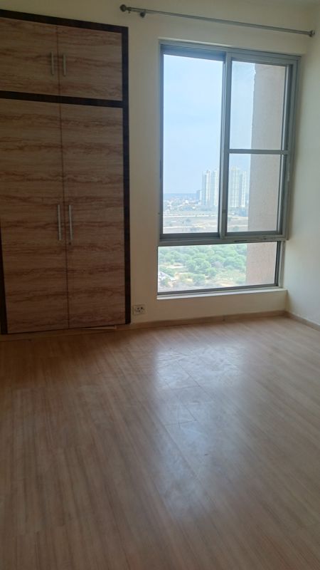 3 BHK + Servant Room 1950 Sq.Ft. Apartment in Pioneer Park Phase 1
