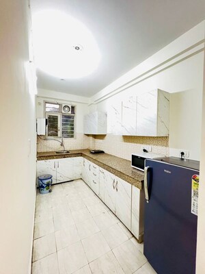 Kitchen in 3 BHK Apartment at DLF City Gurgaon, Sector 27 – for Rent