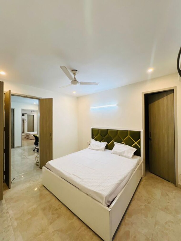 Bedroom, dlf-city-gurgaon 3 Bedroom 2700 Sq.Ft. Apartment In Sector 27 Gurgaon 10217970