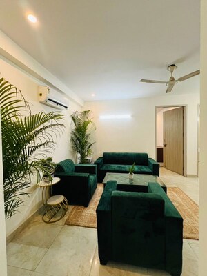 Bedroom in 3 BHK Apartment at DLF City Gurgaon, Sector 27 – for Rent