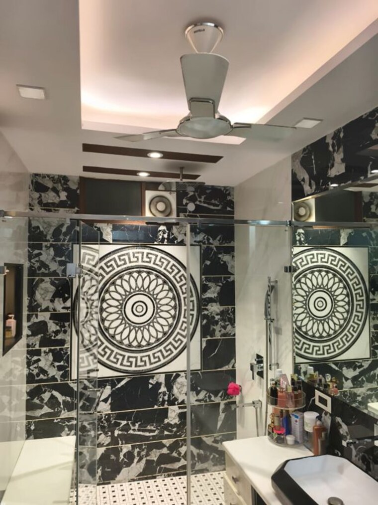 Bathroom, lajpat nagar 4 3 Bedroom 1300 Sq.Ft. Builder Floor In Lajpat Nagar 4 Delhi 10217994