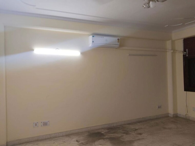 Room, hauz khas 3 Bedroom 1500 Sq.Ft. Builder Floor In Hauz Khas Delhi 10218068