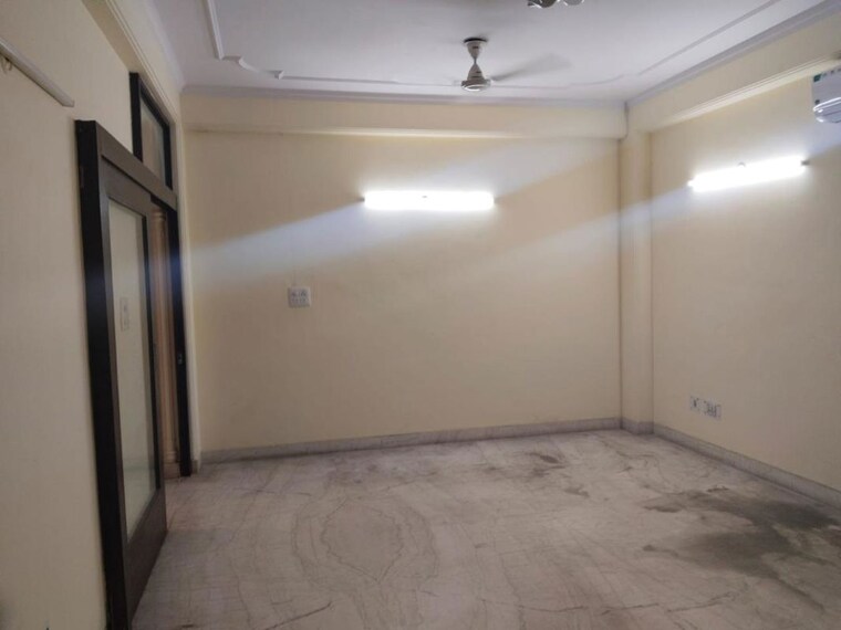 Room, hauz khas 3 Bedroom 1500 Sq.Ft. Builder Floor In Hauz Khas Delhi 10218068