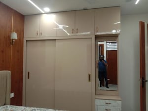 Room in 4 BHK Builder Floor at Dwarka – for Sale