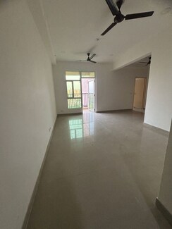2.5 BHK + Study Room Apartment For Sale in Gaur City 6th Avenue