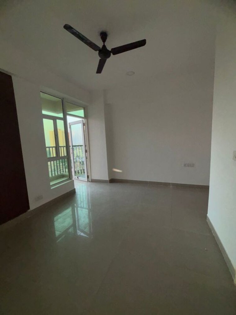 Room, gaur-city-6th-avenue 2.5 Bedroom 1175 Sq.Ft. Apartment In Sector 4 Greater Noida Greater Noida 9487200