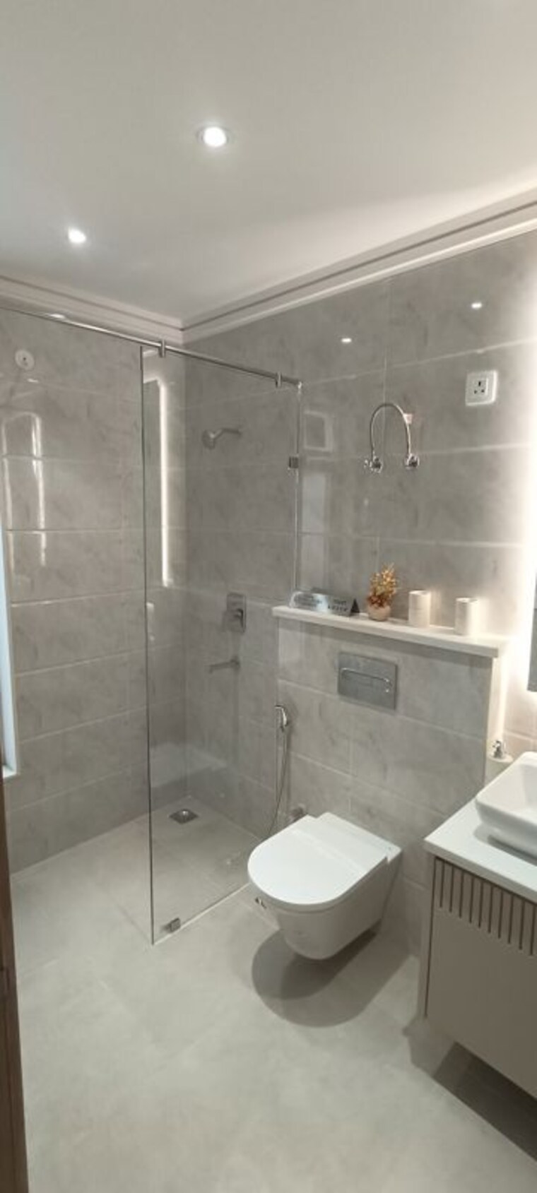 Bathroom, ashiana-mulberry 3.5 Bedroom 2250 Sq.Ft. Apartment In Sohna Sector 2 Gurgaon 10218097