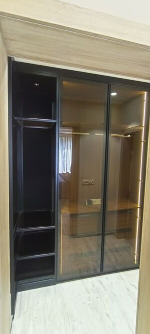 Building Lobby in 3.5 BHK Apartment at Ashiana Mulberry, Sohna Sector 2 – for Sale