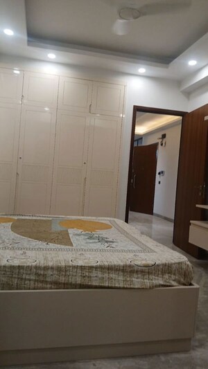 Bedroom in 3 BHK Builder Floor at Saket – for Rent