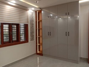 Room in 4 BHK Builder Floor at Dwarka – for Sale