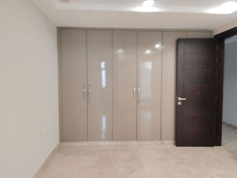 Room, kailash hills 4 Bedroom 2500 Sq.Ft. Builder Floor In Kailash Hills Delhi 10218155