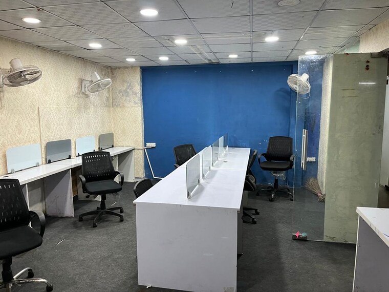 Team Area, sector 2 Commercial Office Space 850 Sq.Ft. In Sector 2 Noida 10218167