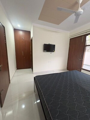 Kitchen in 1 BHK Apartment at Sector 55 – for Rent