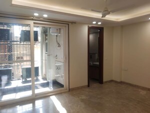Room in 4 BHK Builder Floor at Greater Kailash ii – for Rent