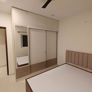 Room in 3 BHK Apartment at Prestige Primrose Hills, Banashankari 6th Stage – for Rent