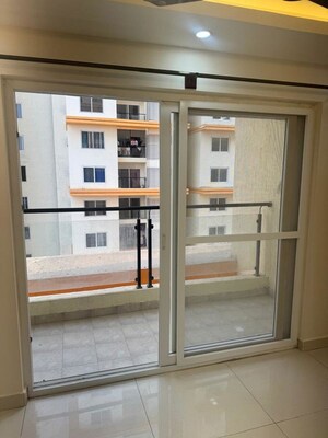 Room in 3 BHK Apartment at Mahaveer Celesse, Hunasamaranahalli – for Rent