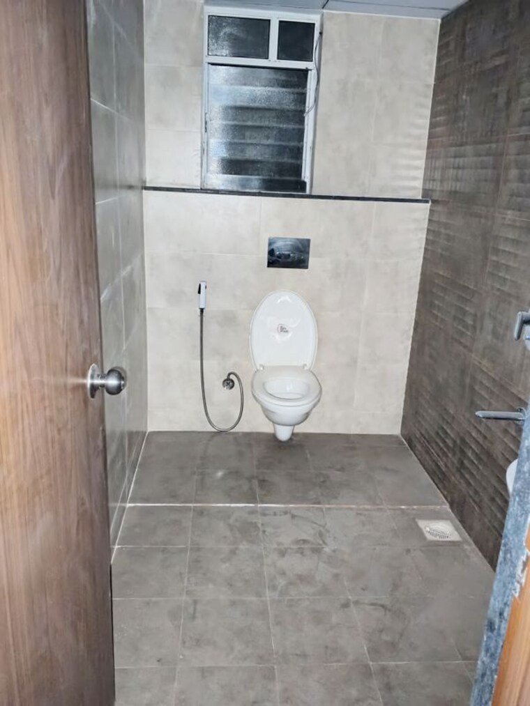 Bathroom, gagan-ela 3 Bedroom 1150 Sq.Ft. Apartment In Nibm Road Pune 10218309