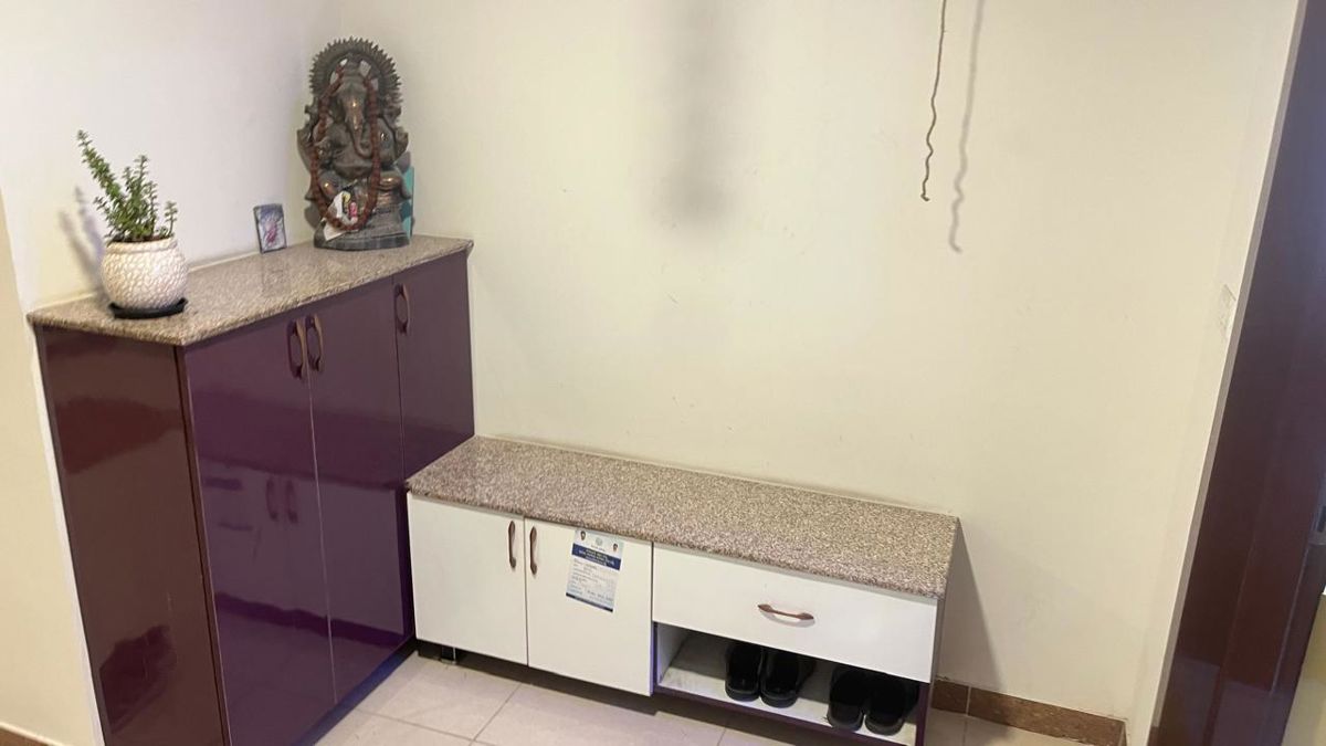 6 BHK + Pooja Room,Servant Room Villa For Rent in IVR Hill Ridge Villas