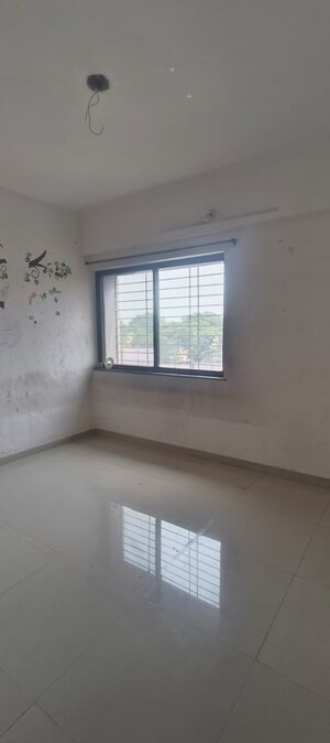Room in 2 BHK Apartment at Dapodi – for Rent