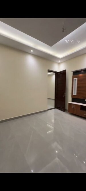 Room in 3 BHK Apartment at Home Town, Patiala Road – for Sale