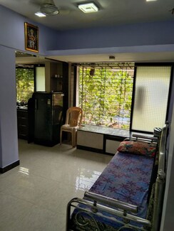 2 BHK + Pooja Room Apartment For Rent in Vile Parle West