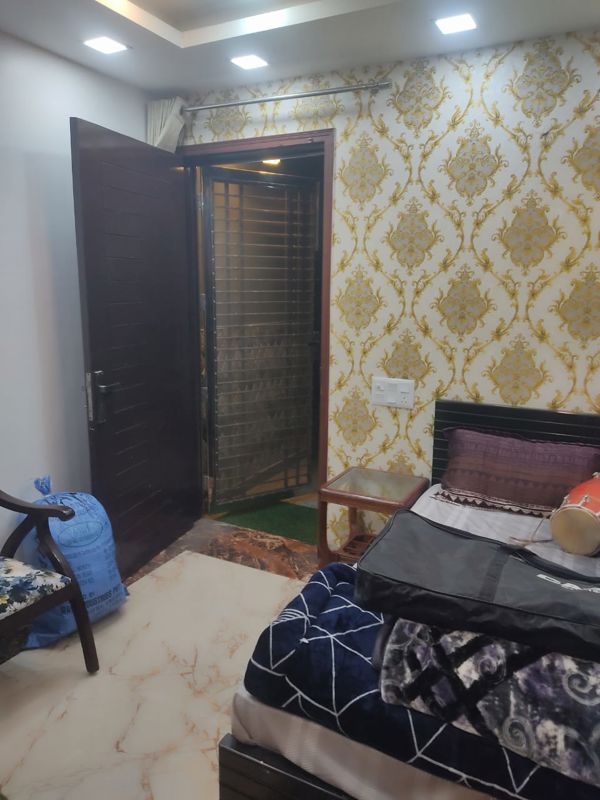 2 BHK + Extra Room Apartment For Sale in Arun Vihar