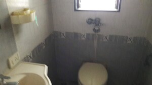 Bathroom in 1 BHK Apartment at Sheth Heights, Chembur – for Rent
