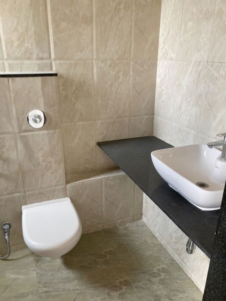 Bathroom, vtp-purvanchal 3 Bedroom 1200 Sq.Ft. Apartment In Wagholi Pune 10218147