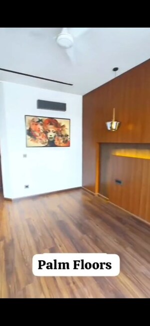 Furnished Amenities in 4 BHK Builder Floor at Sector 52 – for Sale