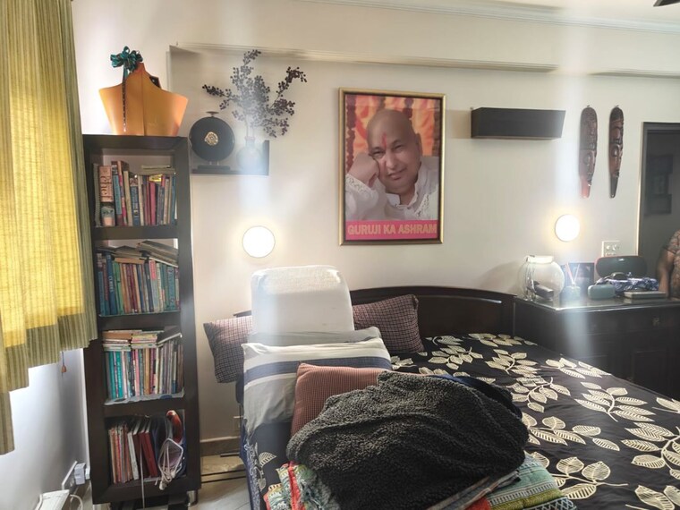 Bedroom, dlf-oakwood-estate 3 Bedroom 1400 Sq.Ft. Apartment In Dlf Phase ii Gurgaon 10218391