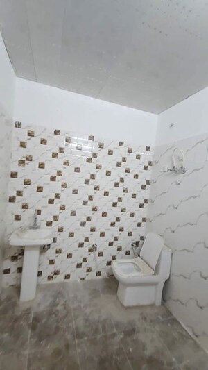 Bathroom in 2 BHK Apartment at Shree Homes Noida, Sector 74 – for Rent