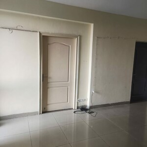 Room in 2 BHK Apartment at Stellar One, Sector 1 Greater Noida – for Rent