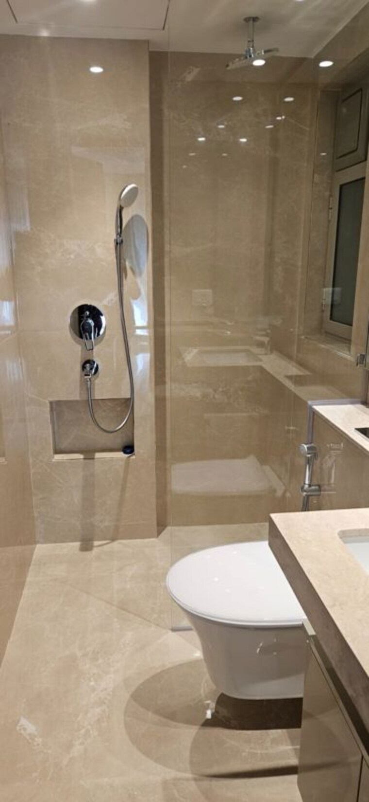 Bathroom, hiranandani-highland 3 Bedroom 850 Sq.Ft. Apartment In Powai Mumbai 10218407