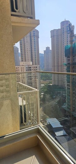 3 BHK + Extra Room Apartment For Rent in Hiranandani Highland