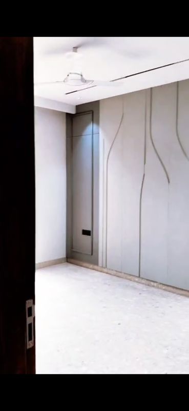 3 BHK + Servant Room Builder Floor For Sale in South City 1