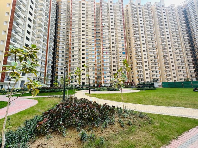 Exterior View, nirala-estate-ii 3 Bedroom 1385 Sq.Ft. Apartment In Tech Zone 4 Greater Noida Greater Noida 10218735