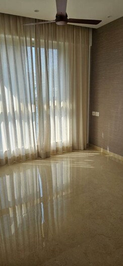 3 BHK + Extra Room Apartment For Rent in Hiranandani Highland