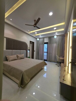 Bedroom in 6 BHK Independent House at Chitrakoot – for Sale