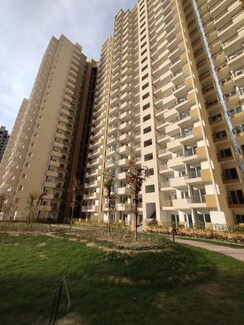3 BHK Apartment For Sale in Nirala Estate II
