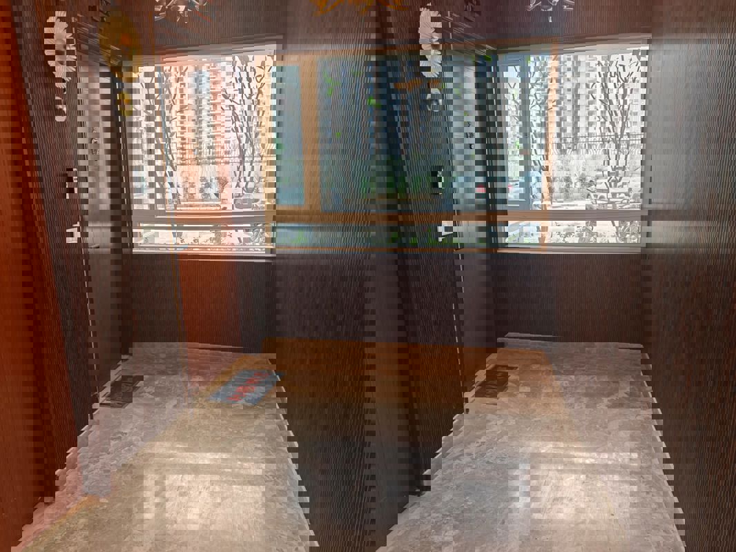 3 BHK 1420 Sq.Ft. Apartment in Uptown Insignia