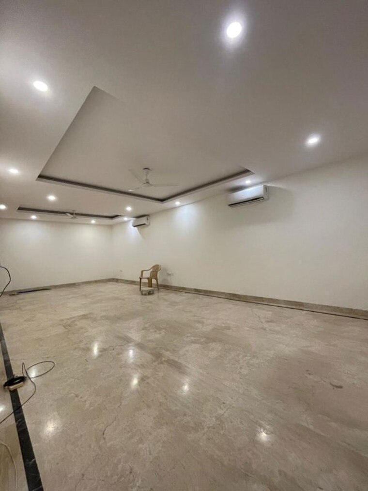 Living Room, dlf phase ii 3 Bedroom 2700 Sq.Ft. Builder Floor In Dlf Phase ii Gurgaon 10218874