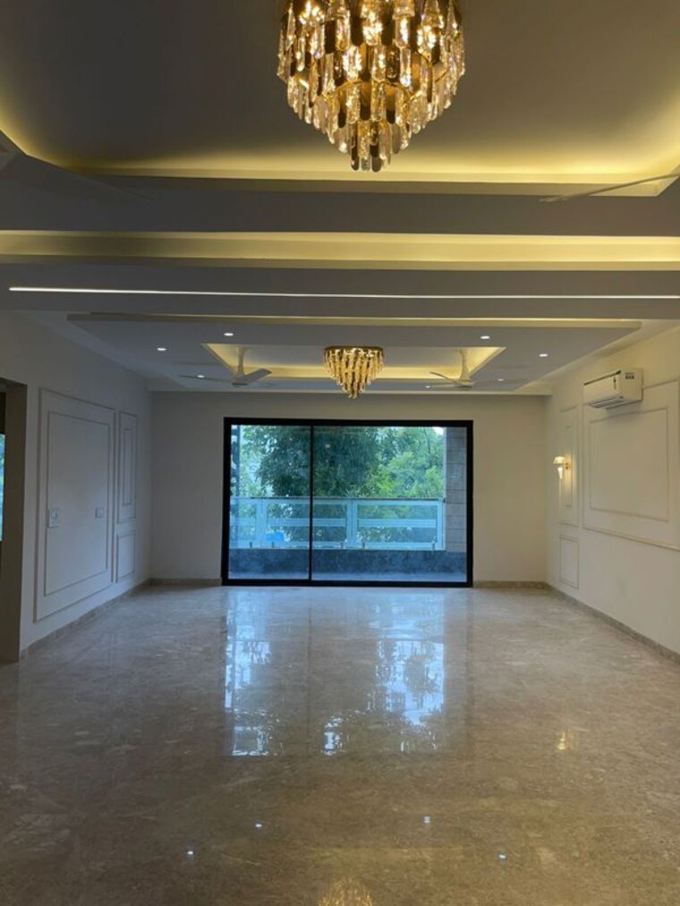 Room, sector 45 4 Bedroom 342 Sq.Yd. Builder Floor In Sector 45 Gurgaon 10218826