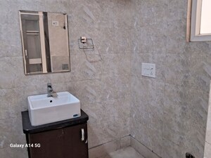 Furnished Amenities in 3 BHK Builder Floor at Tagore Garden – for Rent