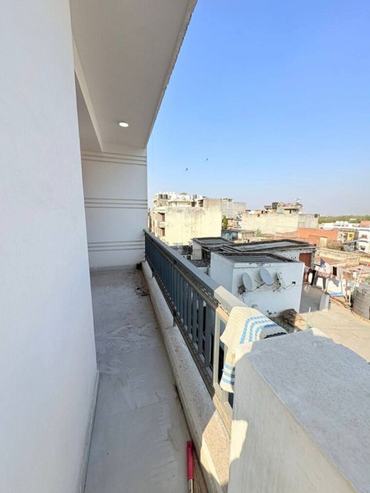 Master Bedroom, saket 3 Bedroom 1850 Sq.Ft. Builder Floor In Saket Delhi 10219127