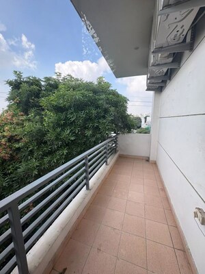 Balcony in 4 BHK Builder Floor at Sector 46 – for Sale